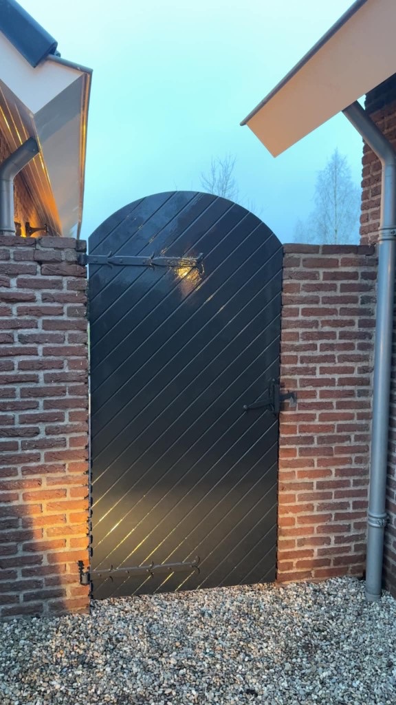 Houtwerk — Poort in antraciet